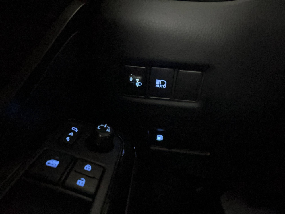 Acheter Toyota C-HR C-HR Hybride 2.0L Design Ultimate 5p occasion dans les concessions du Groupe Faurie