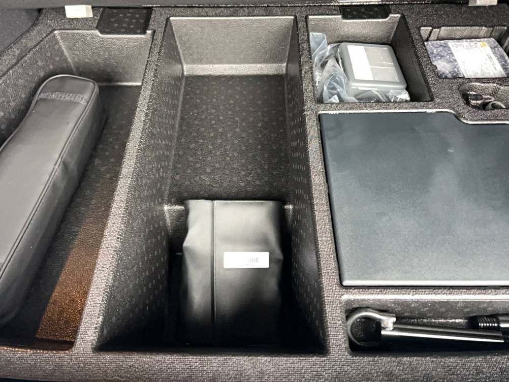 Acheter Toyota C-HR C-HR Hybride 2.0L Design Ultimate 5p occasion dans les concessions du Groupe Faurie