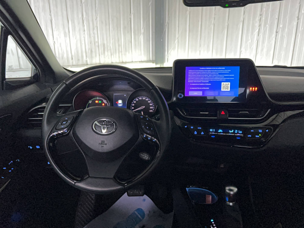 Acheter Toyota C-HR C-HR Hybride 2.0L Design Ultimate 5p occasion dans les concessions du Groupe Faurie