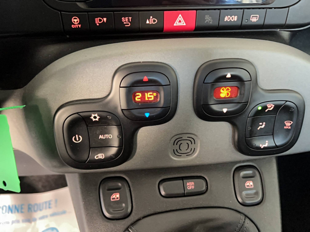 Acheter Fiat Panda Panda 0.9 85 ch TwinAir S&S Lounge 5p occasion dans les concessions du Groupe Faurie
