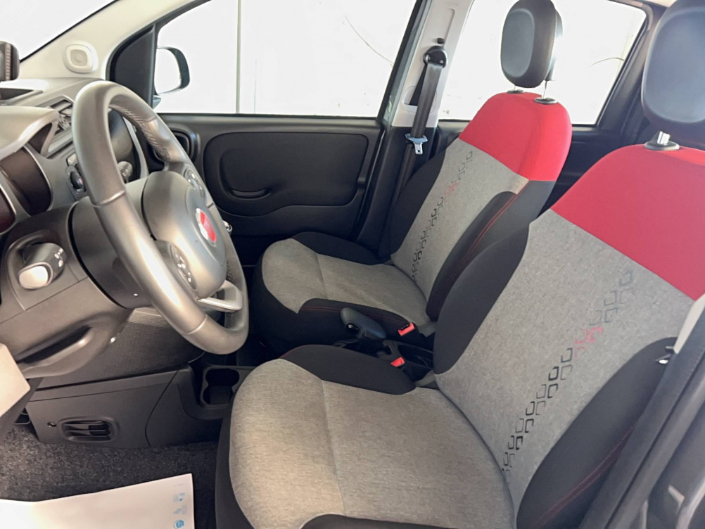 Acheter Fiat Panda Panda 0.9 85 ch TwinAir S&S Lounge 5p occasion dans les concessions du Groupe Faurie