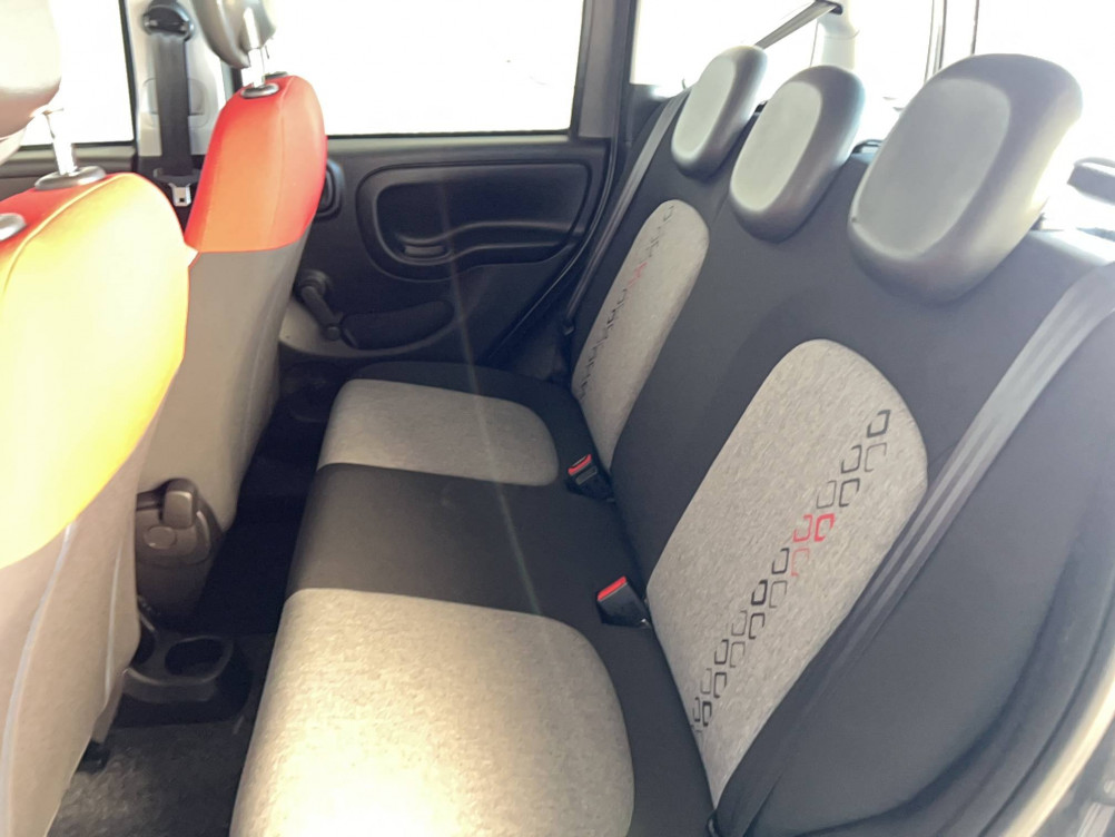 Acheter Fiat Panda Panda 0.9 85 ch TwinAir S&S Lounge 5p occasion dans les concessions du Groupe Faurie
