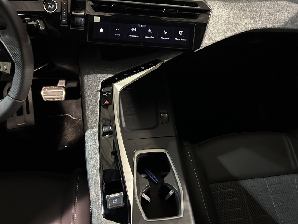 Acheter Peugeot 3008 3008 Hybrid 136 e-DCS6 GT 5p occasion dans les concessions du Groupe Faurie