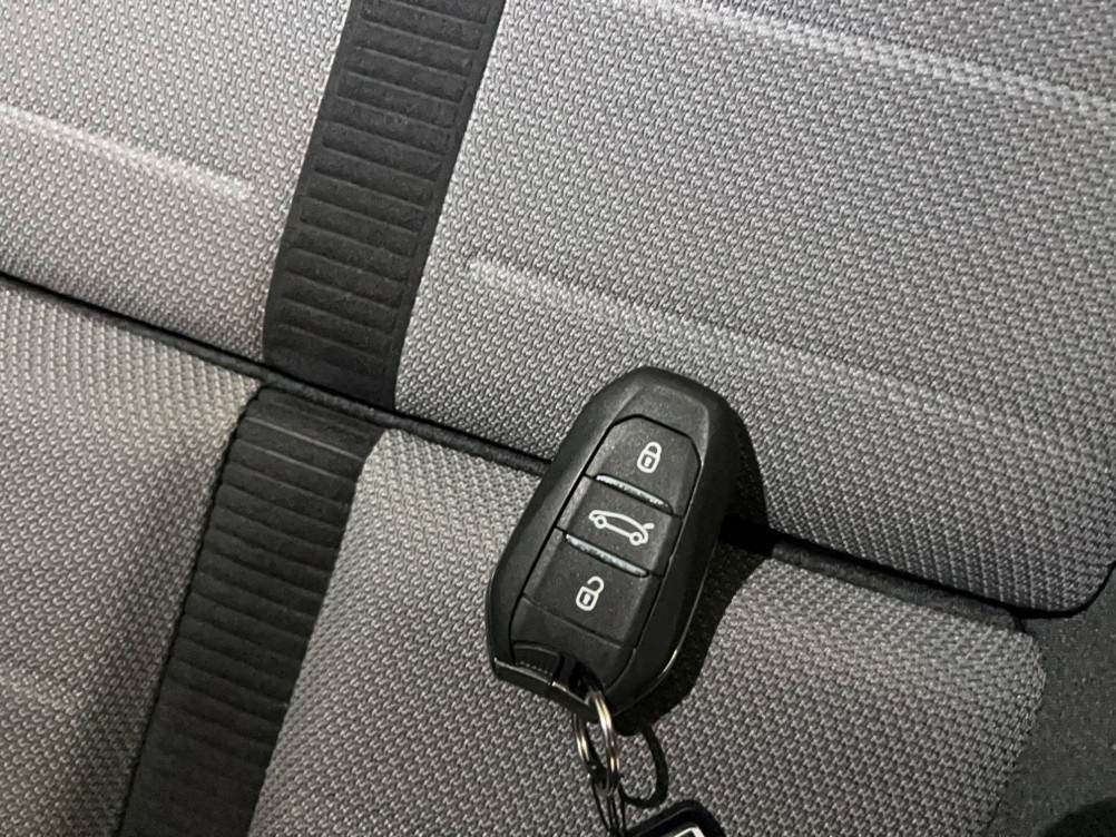 Acheter Opel Grandland Grandland 1.2 Turbo Hybrid 136 ch e-DCT6 GS 5p occasion dans les concessions du Groupe Faurie