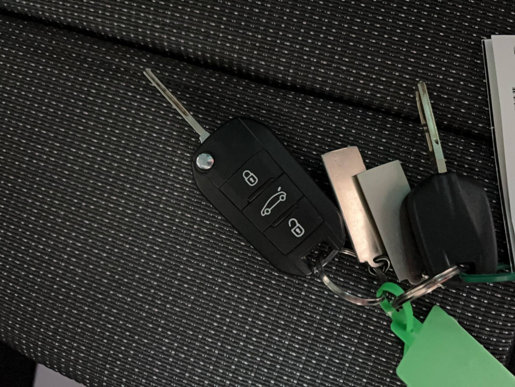 Acheter Opel Crossland Crossland 1.2 Turbo 110 ch BVM6 Elegance Business 5p occasion dans les concessions du Groupe Faurie