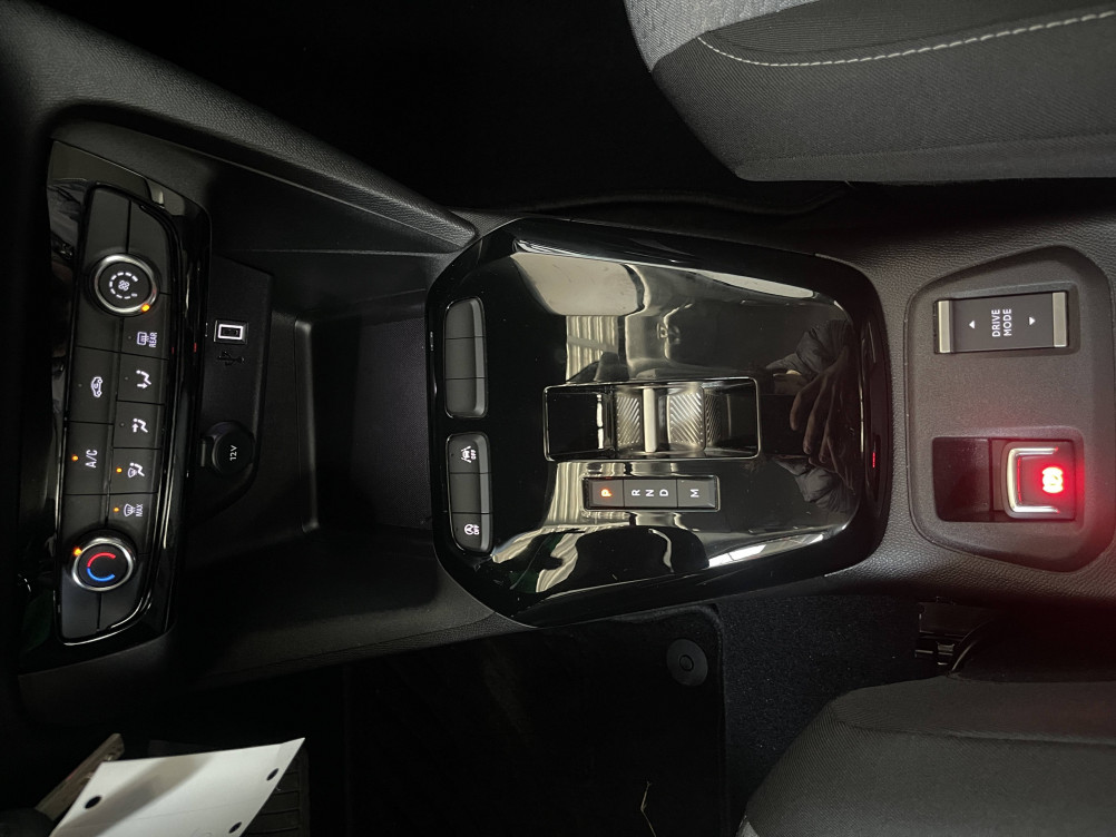 Acheter Opel Corsa Corsa 1.2 Turbo Hybrid 100 ch e-DCT6  5p occasion dans les concessions du Groupe Faurie