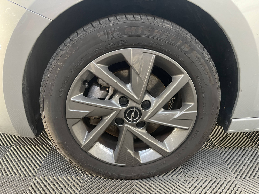 Acheter Opel Corsa Corsa 1.2 Turbo Hybrid 100 ch e-DCT6  5p occasion dans les concessions du Groupe Faurie