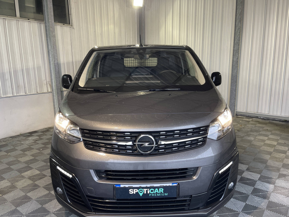 Acheter Opel Vivaro Fourgon VIVARO FGN L2 2.0 DIESEL 180 CH BVA8 PACK BUSINESS 4p occasion dans les concessions du Groupe Faurie