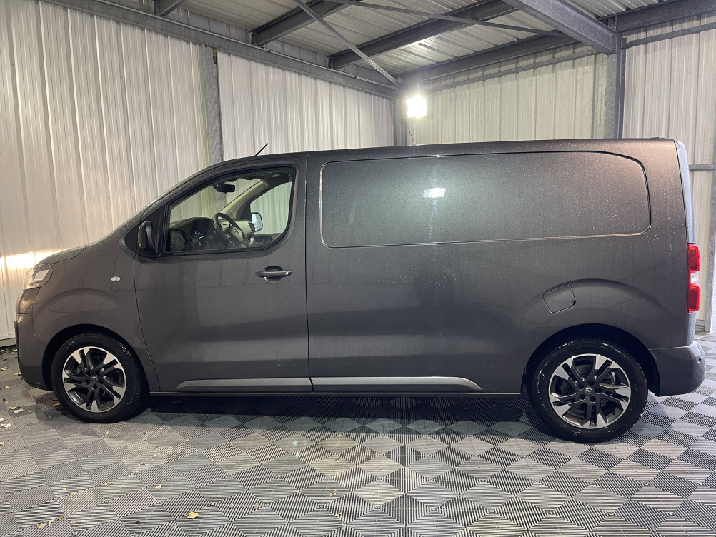 Acheter Opel Vivaro Fourgon VIVARO FGN L2 2.0 DIESEL 180 CH BVA8 PACK BUSINESS 4p occasion dans les concessions du Groupe Faurie