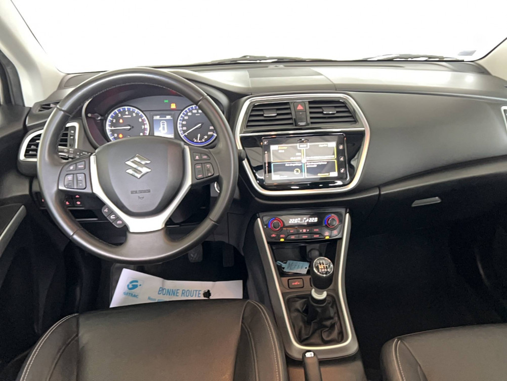 Acheter Suzuki S-Cross S-Cross 1.4 Boosterjet Allgrip Hybrid Style 5p occasion dans les concessions du Groupe Faurie