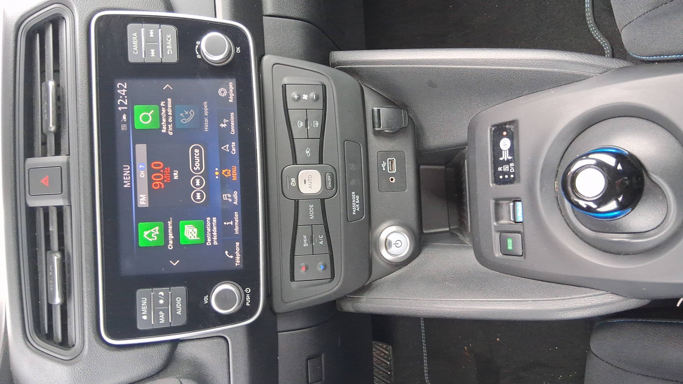Acheter Nissan Leaf Leaf Electrique 40kWh Acenta 5p occasion dans les concessions du Groupe Faurie