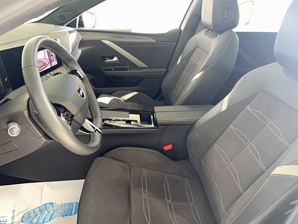 Acheter Opel Astra Astra 1.2 Turbo 130 ch BVA8 GS 5p occasion dans les concessions du Groupe Faurie