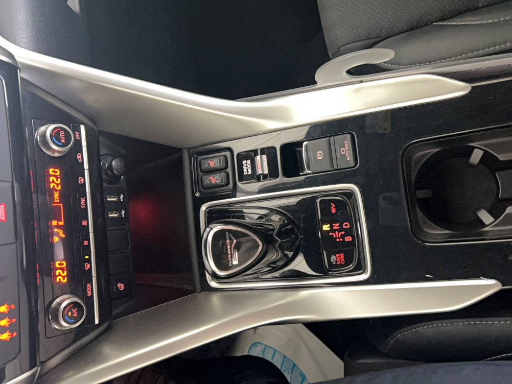 Acheter Mitsubishi Eclipse Cross Eclipse Cross 2.4 MIVEC PHEV Twin Motor 4WD Business 5p occasion dans les concessions du Groupe Faurie