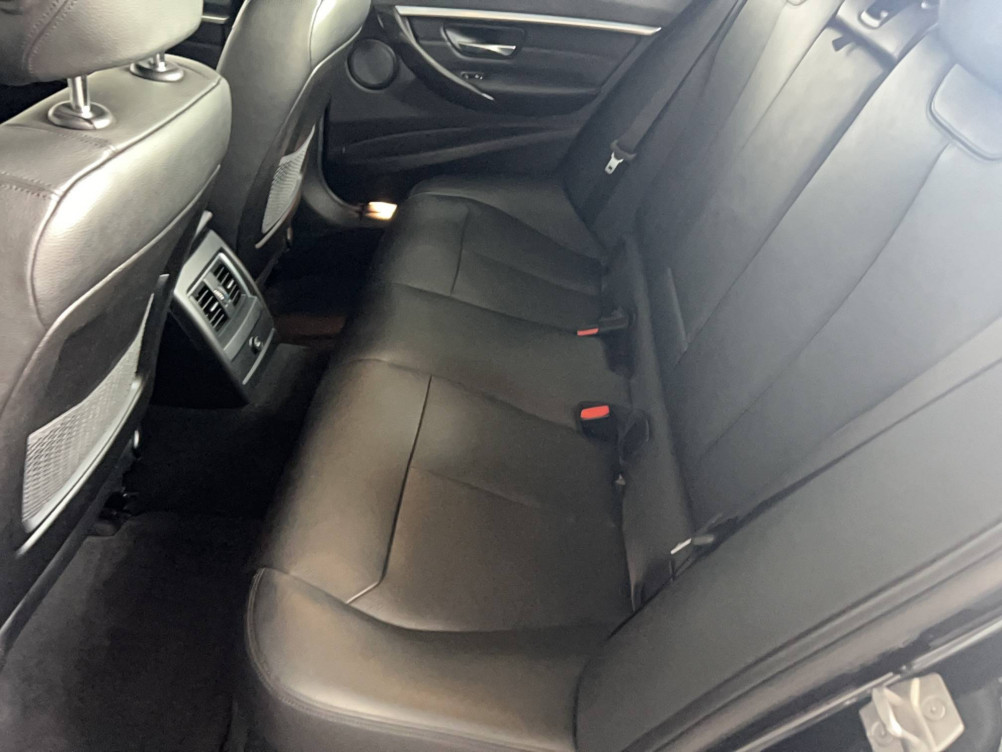 Acheter Bmw Série 3 F30/F31 318i 136 ch Luxury Edition "Hello Future" A 4p occasion dans les concessions du Groupe Faurie