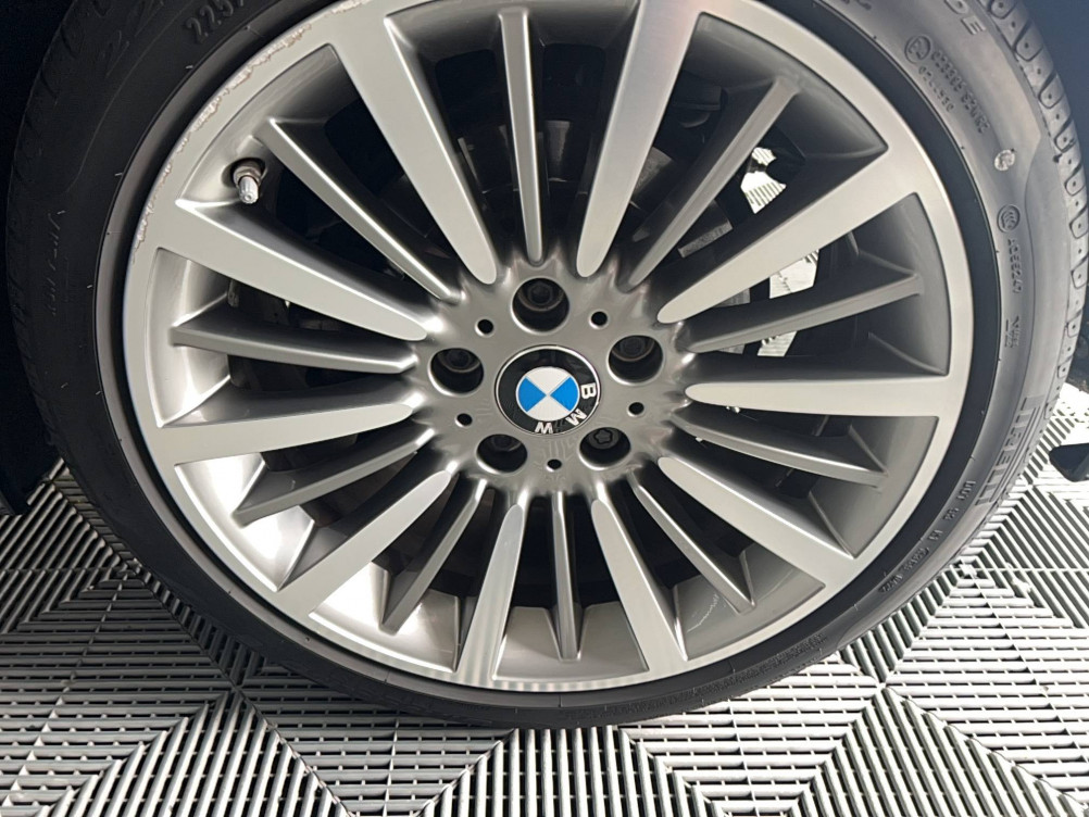 Acheter Bmw Série 3 F30/F31 318i 136 ch Luxury Edition "Hello Future" A 4p occasion dans les concessions du Groupe Faurie