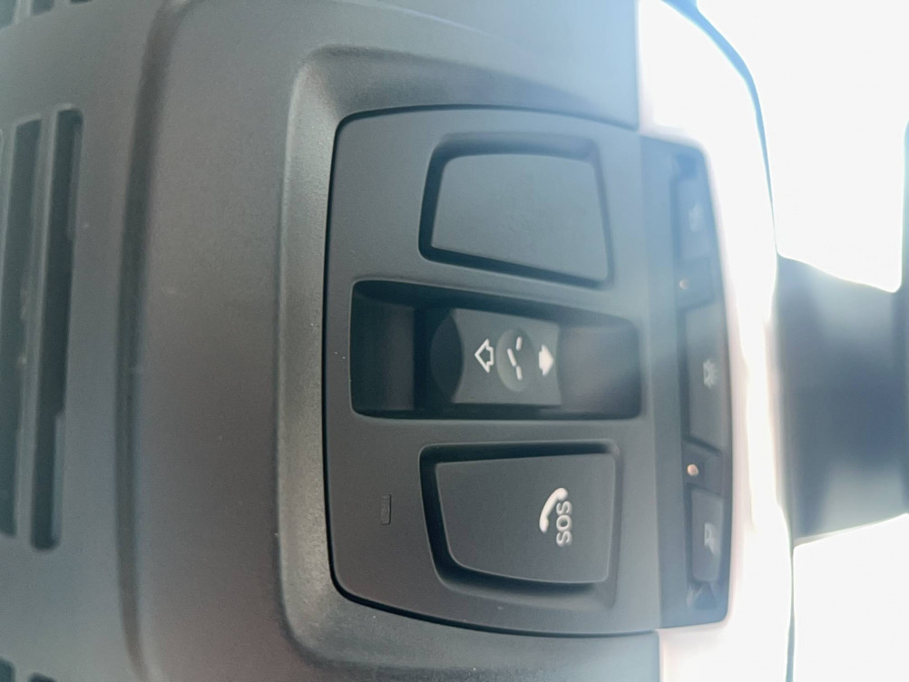 Acheter Bmw Série 3 F30/F31 318i 136 ch Luxury Edition "Hello Future" A 4p occasion dans les concessions du Groupe Faurie