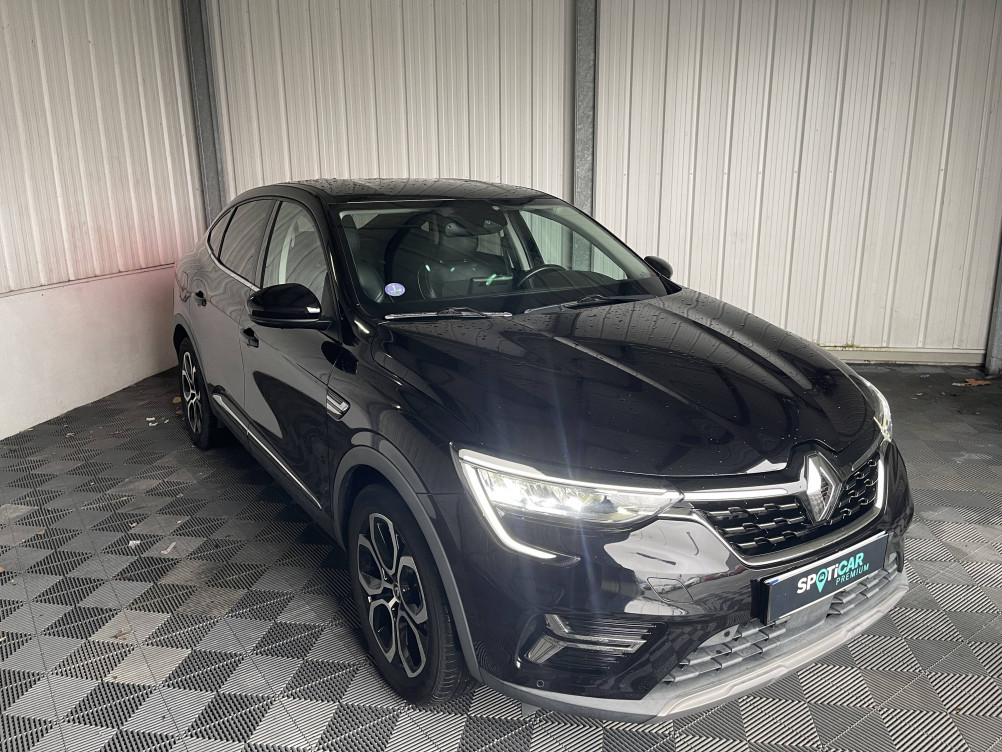 Acheter Renault Arkana Arkana E-Tech 145 Intens 5p occasion dans les concessions du Groupe Faurie