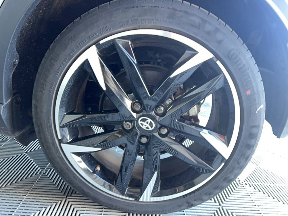 Acheter Toyota C-HR C-HR Hybride 1.8L GR Sport 5p occasion dans les concessions du Groupe Faurie