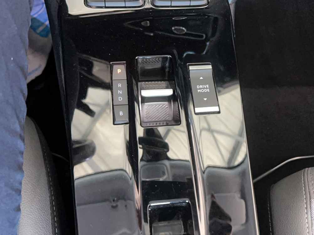 Acheter Opel Mokka Mokka Electrique 136 ch & Batterie 50 kWh Elegance 5p occasion dans les concessions du Groupe Faurie