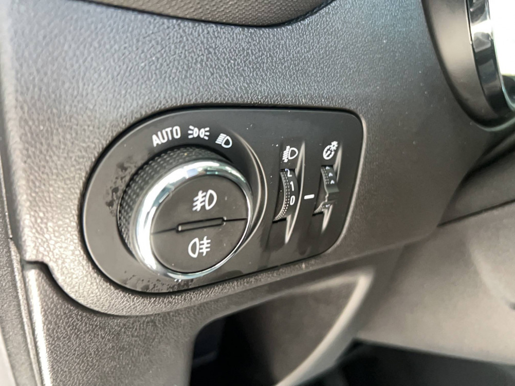 Acheter Opel Crossland Crossland 1.5 D 120 ch BVA6 Ultimate 5p occasion dans les concessions du Groupe Faurie