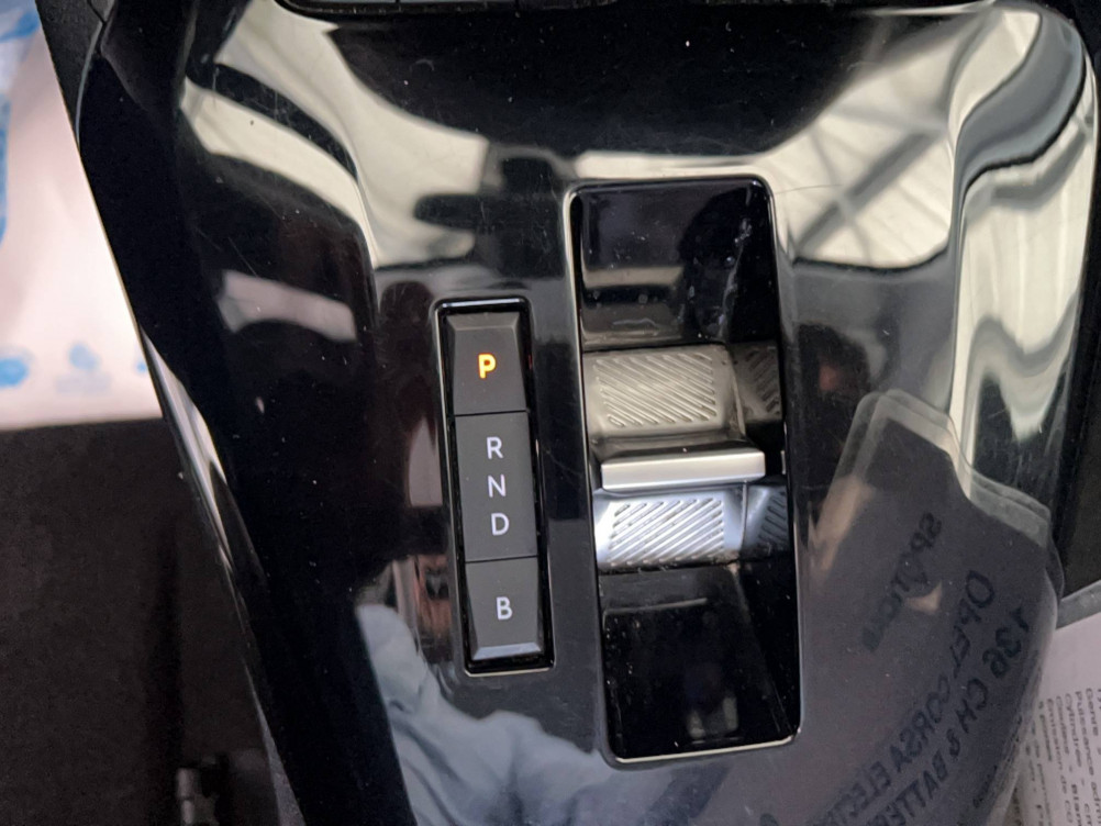 Acheter Opel Corsa E Corsa Electrique 136 ch & Batterie 50 kWh Elegance Business 5p occasion dans les concessions du Groupe Faurie