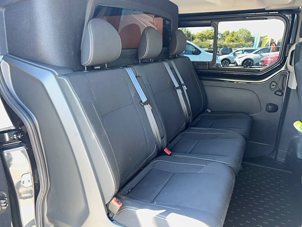 Acheter Renault Trafic 3 TRAFIC CA L2H1 3000 KG BLUE DCI 170 EDC GRAND CONFORT 4p occasion dans les concessions du Groupe Faurie