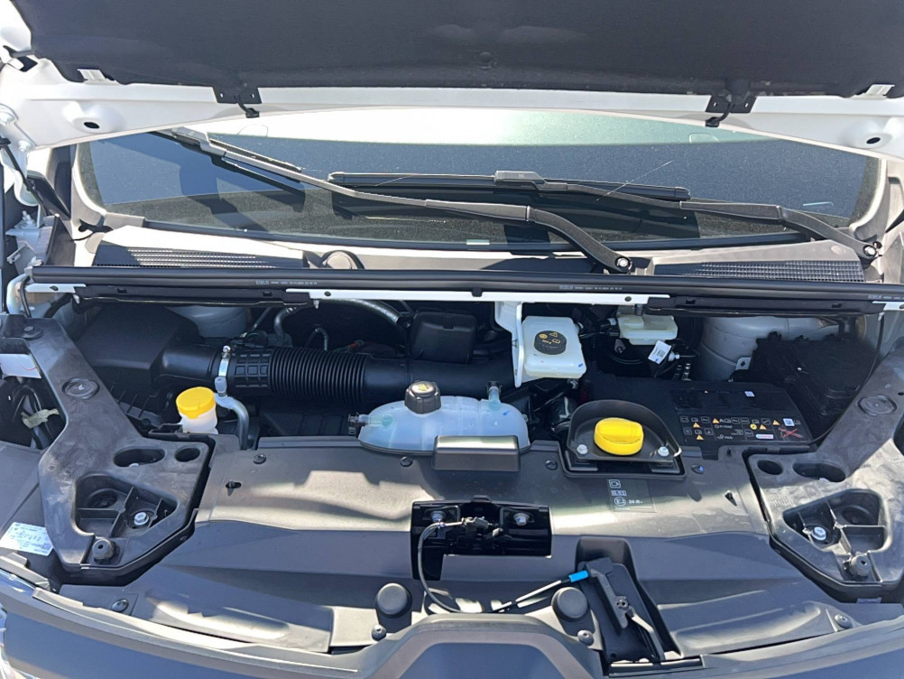 Acheter Renault Trafic 3 TRAFIC FGN L1H1 2T8 BLUE DCI 170 EDC GSR2 EXTRA 4p occasion dans les concessions du Groupe Faurie