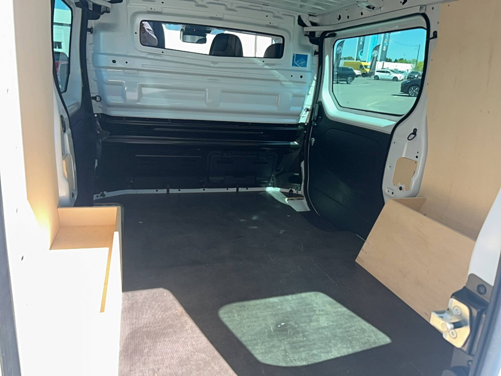 Acheter Renault Trafic 3 TRAFIC FGN L1H1 2T8 BLUE DCI 170 EDC GSR2 EXTRA 4p occasion dans les concessions du Groupe Faurie