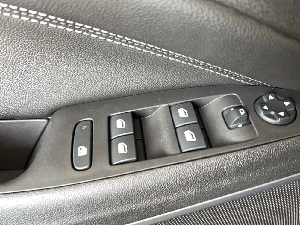 Acheter Opel Crossland Crossland 1.2 Turbo 130 ch BVA6 Elegance Business 5p occasion dans les concessions du Groupe Faurie