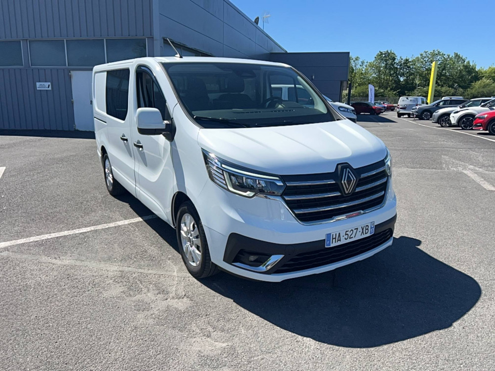 Acheter Renault Trafic 3 TRAFIC FGN L1H1 2T8 BLUE DCI 170 EDC GSR2 EXTRA 4p occasion dans les concessions du Groupe Faurie