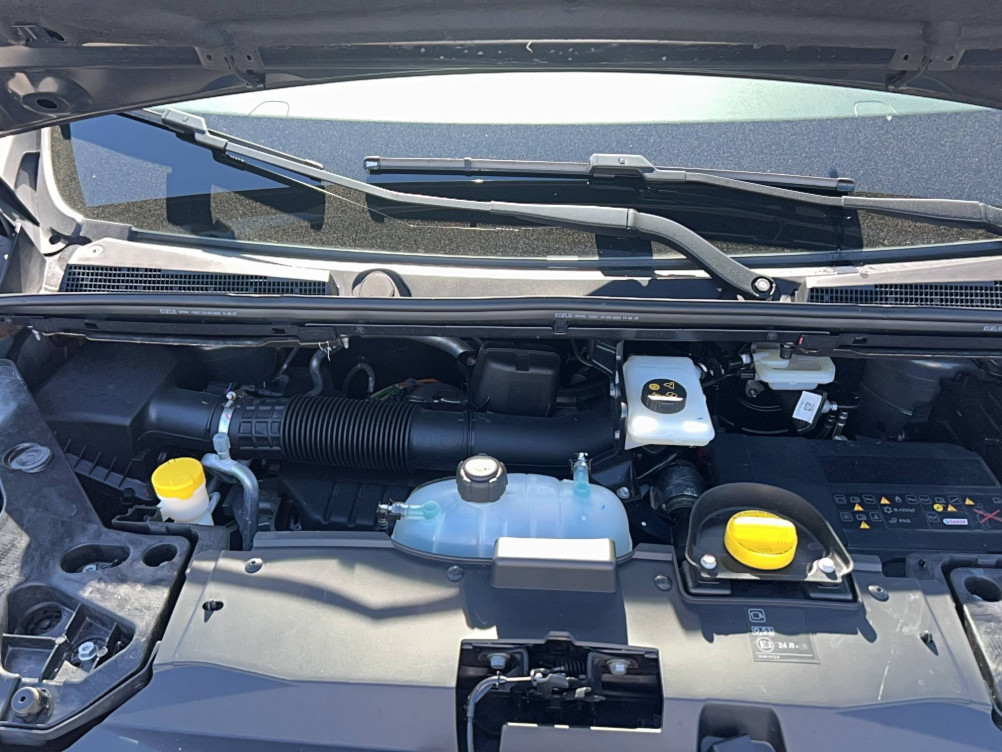 Acheter Renault Trafic 3 TRAFIC CA L2H1 3000 KG BLUE DCI 170 EDC GRAND CONFORT 4p occasion dans les concessions du Groupe Faurie