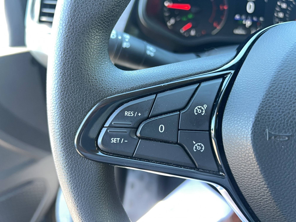 Acheter Renault Trafic 3 TRAFIC CA L2H1 3000 KG BLUE DCI 170 EDC GRAND CONFORT 4p occasion dans les concessions du Groupe Faurie