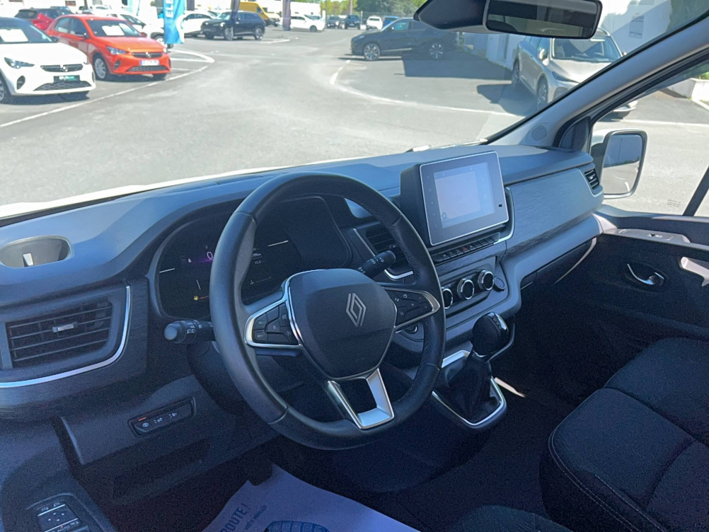 Acheter Renault Trafic 3 TRAFIC FGN L1H1 2T8 BLUE DCI 170 EDC GSR2 EXTRA 4p occasion dans les concessions du Groupe Faurie