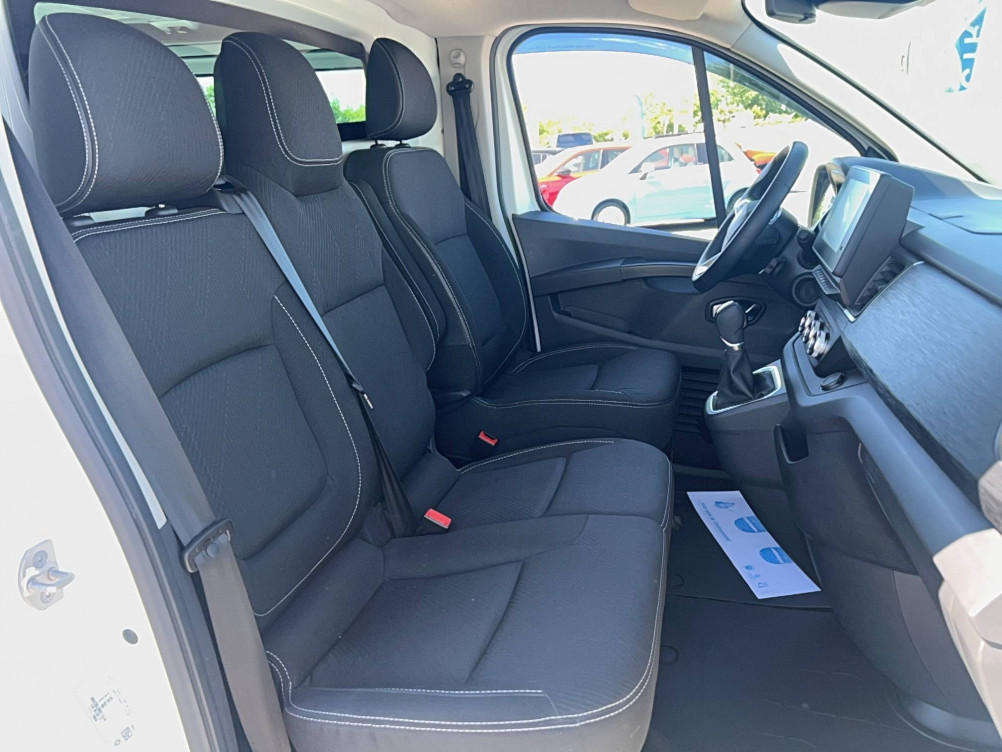 Acheter Renault Trafic 3 TRAFIC FGN L1H1 2T8 BLUE DCI 170 EDC GSR2 EXTRA 4p occasion dans les concessions du Groupe Faurie
