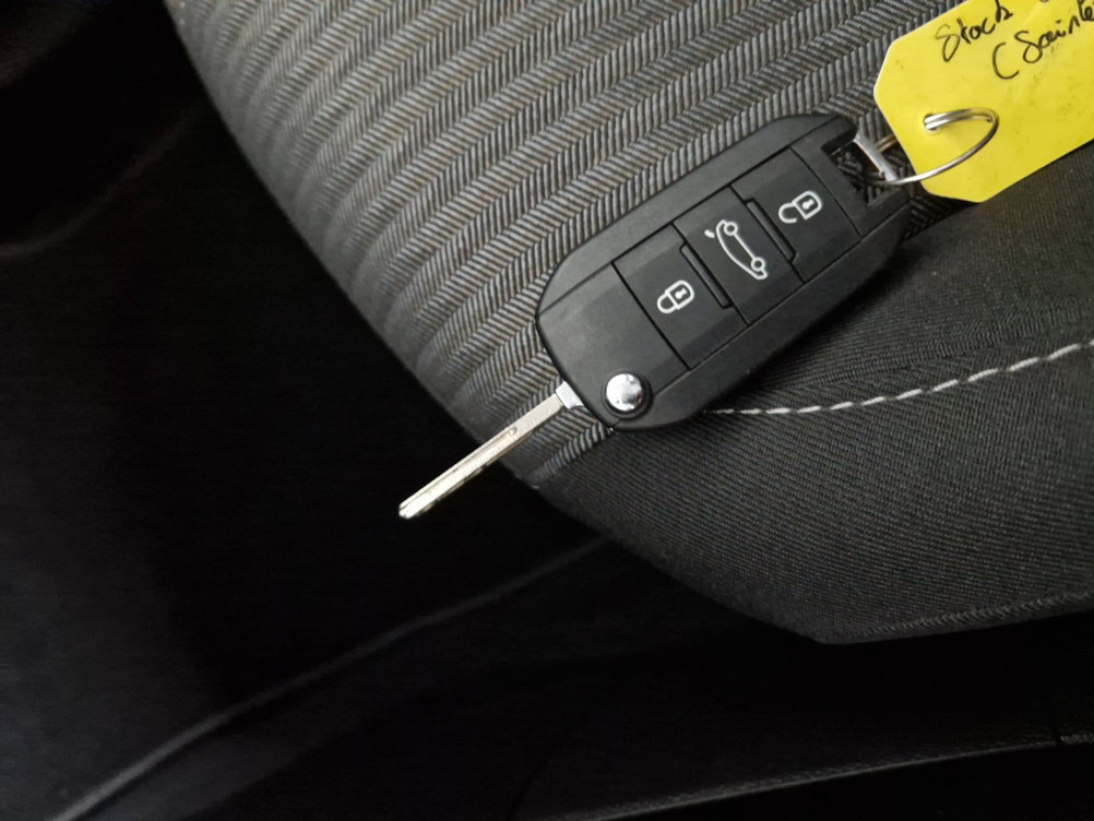 Acheter Opel Corsa Corsa 1.2 Turbo 100 ch BVM6 Elegance Business 5p occasion dans les concessions du Groupe Faurie