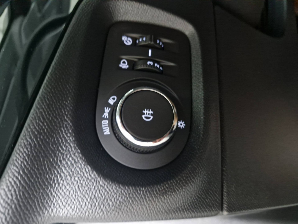 Acheter Opel Corsa Corsa 1.2 Turbo 100 ch BVM6 Elegance Business 5p occasion dans les concessions du Groupe Faurie