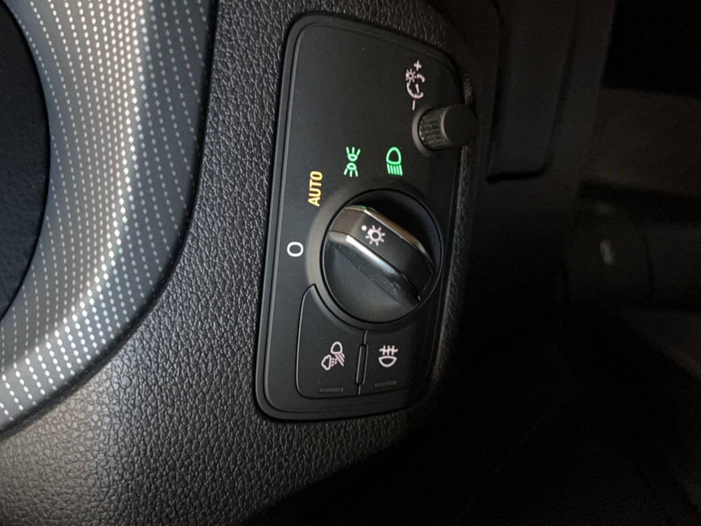 Acheter Audi Q2 Q2 35 TFSI COD 150 S tronic 7 Sport 5p occasion dans les concessions du Groupe Faurie