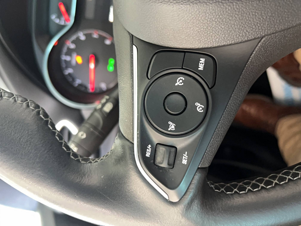 Acheter Opel Crossland Crossland 1.2 Turbo 130 ch BVA6 Ultimate 5p occasion dans les concessions du Groupe Faurie