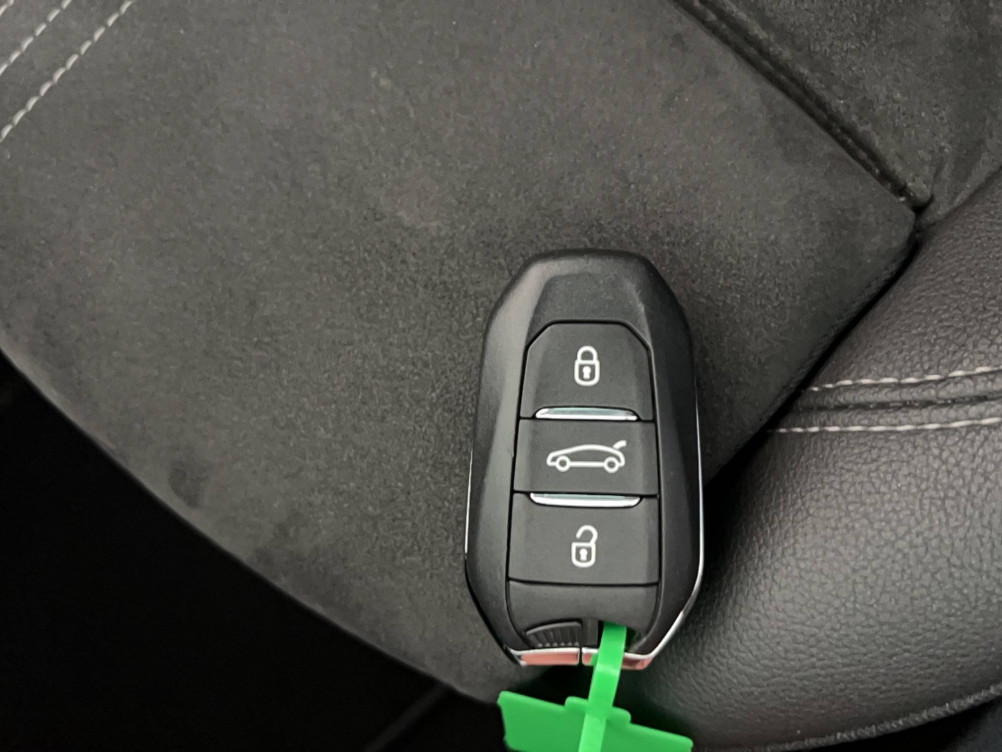 Acheter Opel Crossland Crossland 1.2 Turbo 130 ch BVA6 Ultimate 5p occasion dans les concessions du Groupe Faurie