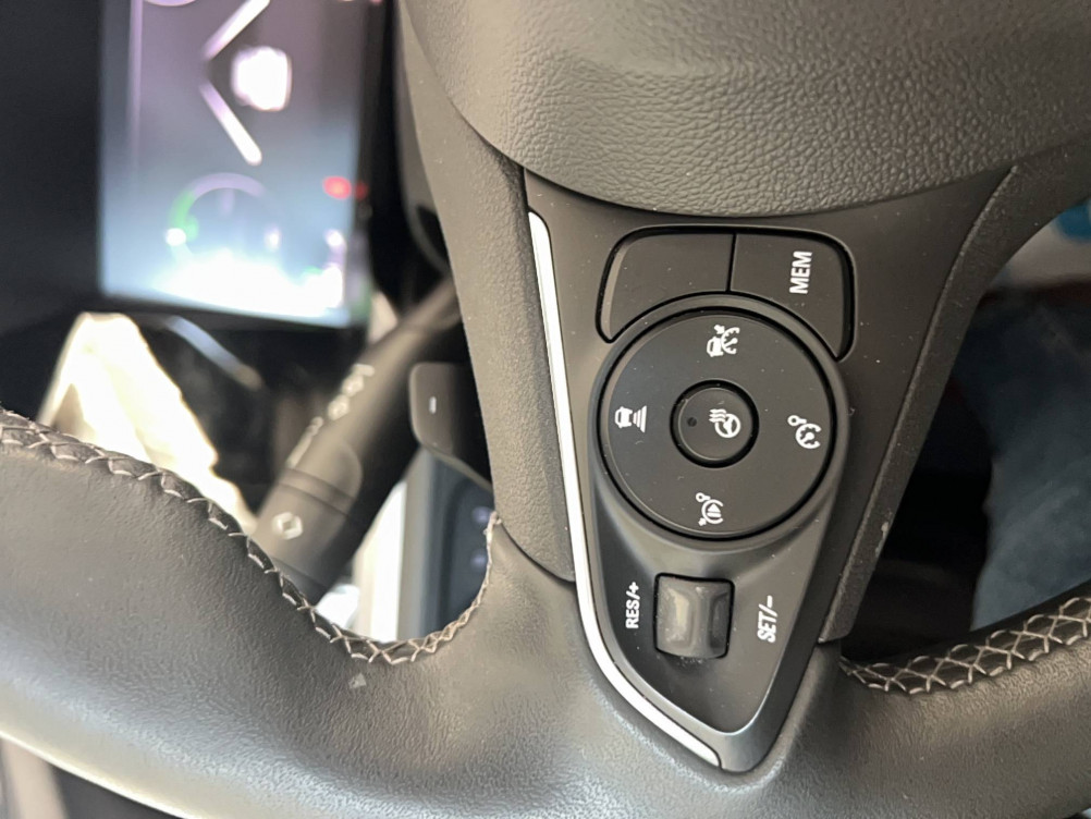 Acheter Opel Grandland Grandland Hybrid 225 ch BVA8 Elegance Business 5p occasion dans les concessions du Groupe Faurie