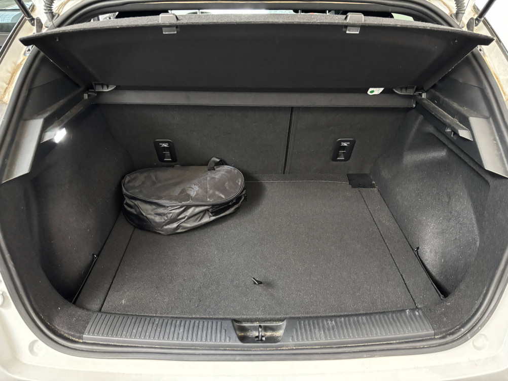 Acheter MG Motor MG 4 MG4 Electric 64kWh - 150 kW 2WD Luxury 5p occasion dans les concessions du Groupe Faurie