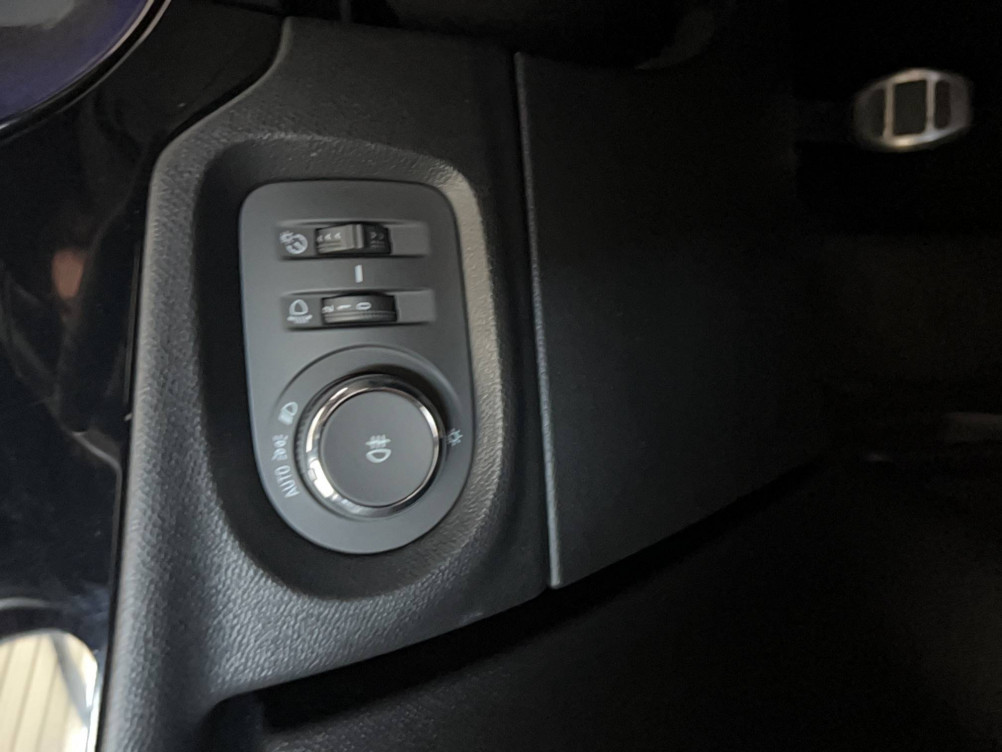 Acheter Opel Corsa Corsa 1.2 75 ch BVM5 GS 5p occasion dans les concessions du Groupe Faurie