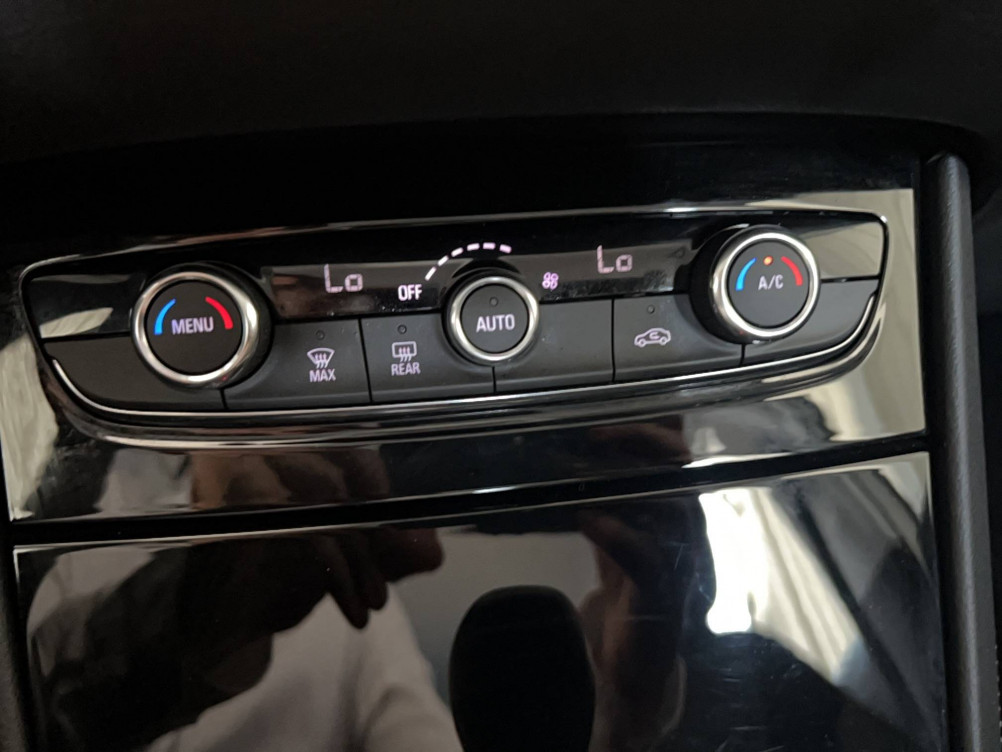 Acheter Opel Grandland X Grandland X 1.5 Diesel 130 ch BVA8 Elegance Business 5p occasion dans les concessions du Groupe Faurie