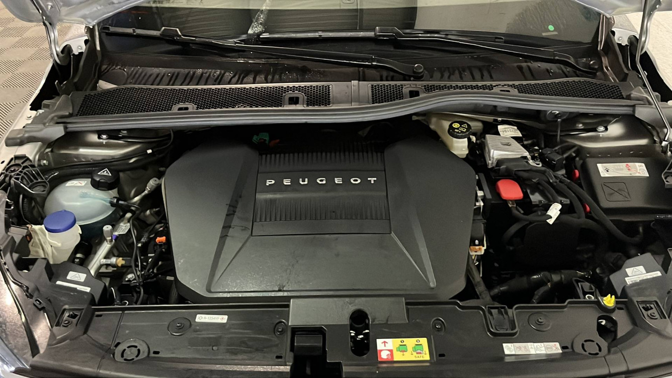 Acheter Peugeot 208 208 Electrique 50 kWh 136ch GT Line 5p occasion dans les concessions du Groupe Faurie