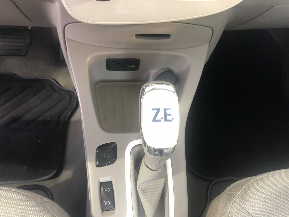 Acheter Renault Zoé Zoe Zen 5p occasion dans les concessions du Groupe Faurie