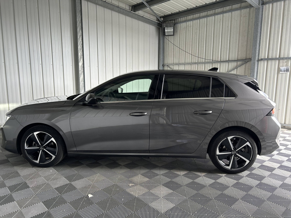 Acheter Opel Astra Astra 1.2 Turbo 110 ch BVM6 Elegance 5p occasion dans les concessions du Groupe Faurie