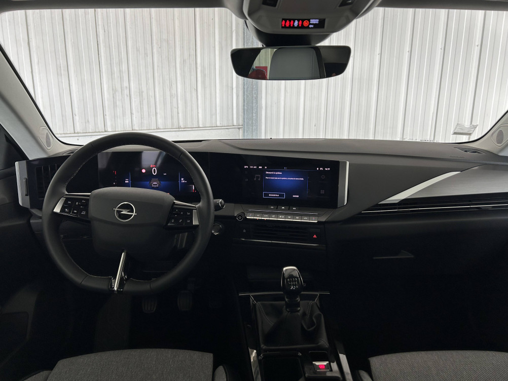 Acheter Opel Astra Astra 1.2 Turbo 110 ch BVM6 Elegance 5p occasion dans les concessions du Groupe Faurie