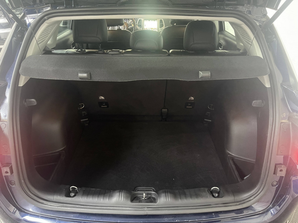 Acheter Jeep Compass Compass 1.6 I MultiJet II 120 ch BVM6 Longitude 5p occasion dans les concessions du Groupe Faurie
