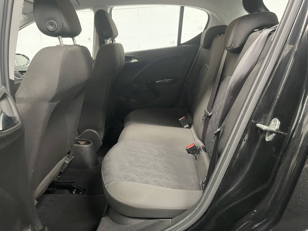 Acheter Opel Corsa E Corsa 1.4 90 ch Design 120 ans 5p occasion dans les concessions du Groupe Faurie