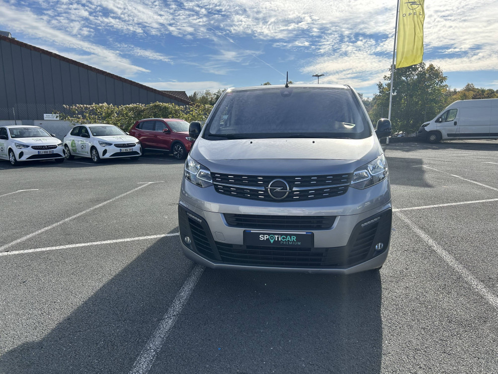 Acheter Opel Vivaro Fourgon VIVARO CA FIXE L2 2.0 DIESEL 180 CH BVA8 PACK BUSINESS 4p occasion dans les concessions du Groupe Faurie
